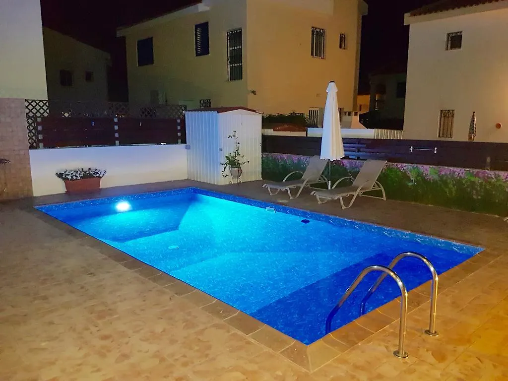 Villa Charlotte Protaras