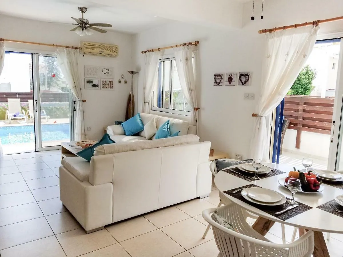 Villa Charlotte Protaras